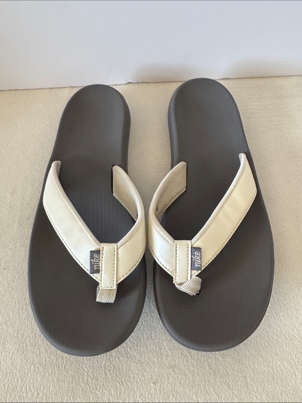 Nike flip flops